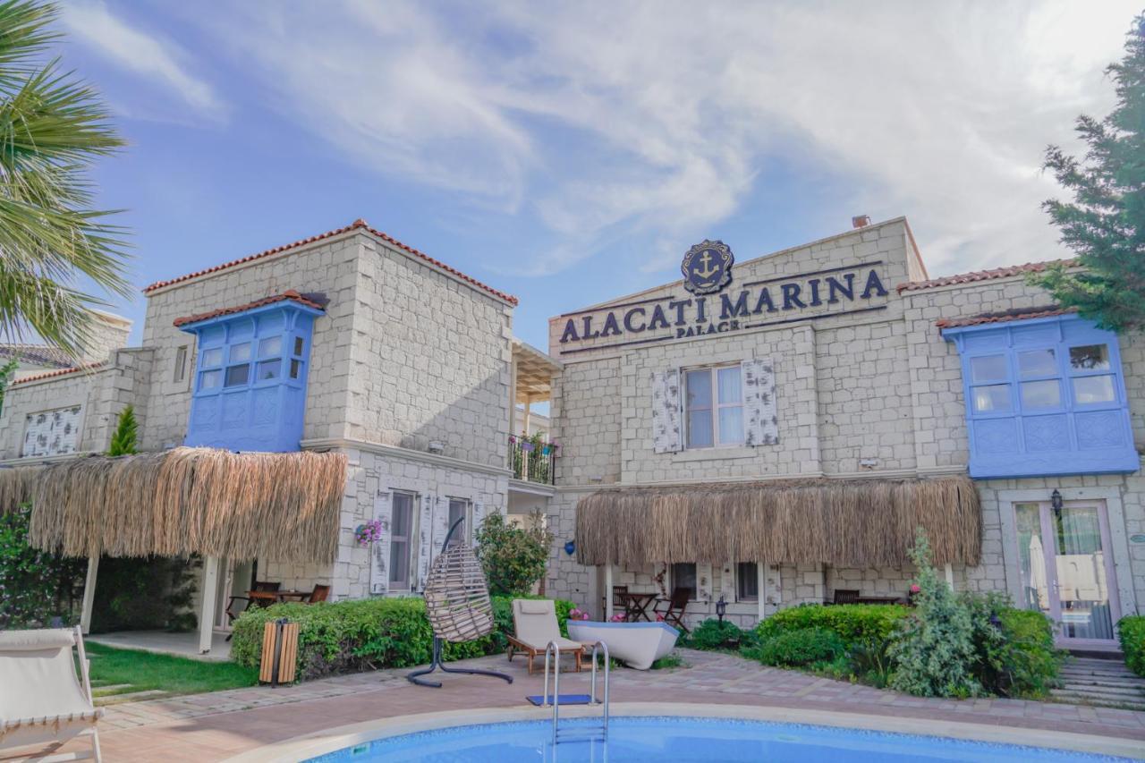 Alacati Marina Palace Bagian luar foto