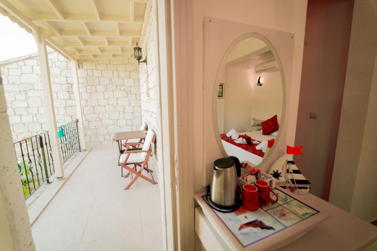 Alacati Marina Palace Bagian luar foto