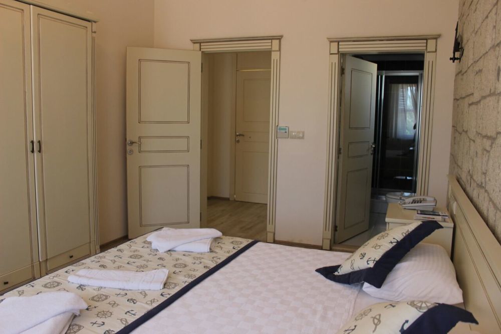Alacati Marina Palace Bagian luar foto