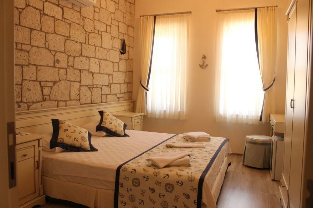 Alacati Marina Palace Bagian luar foto