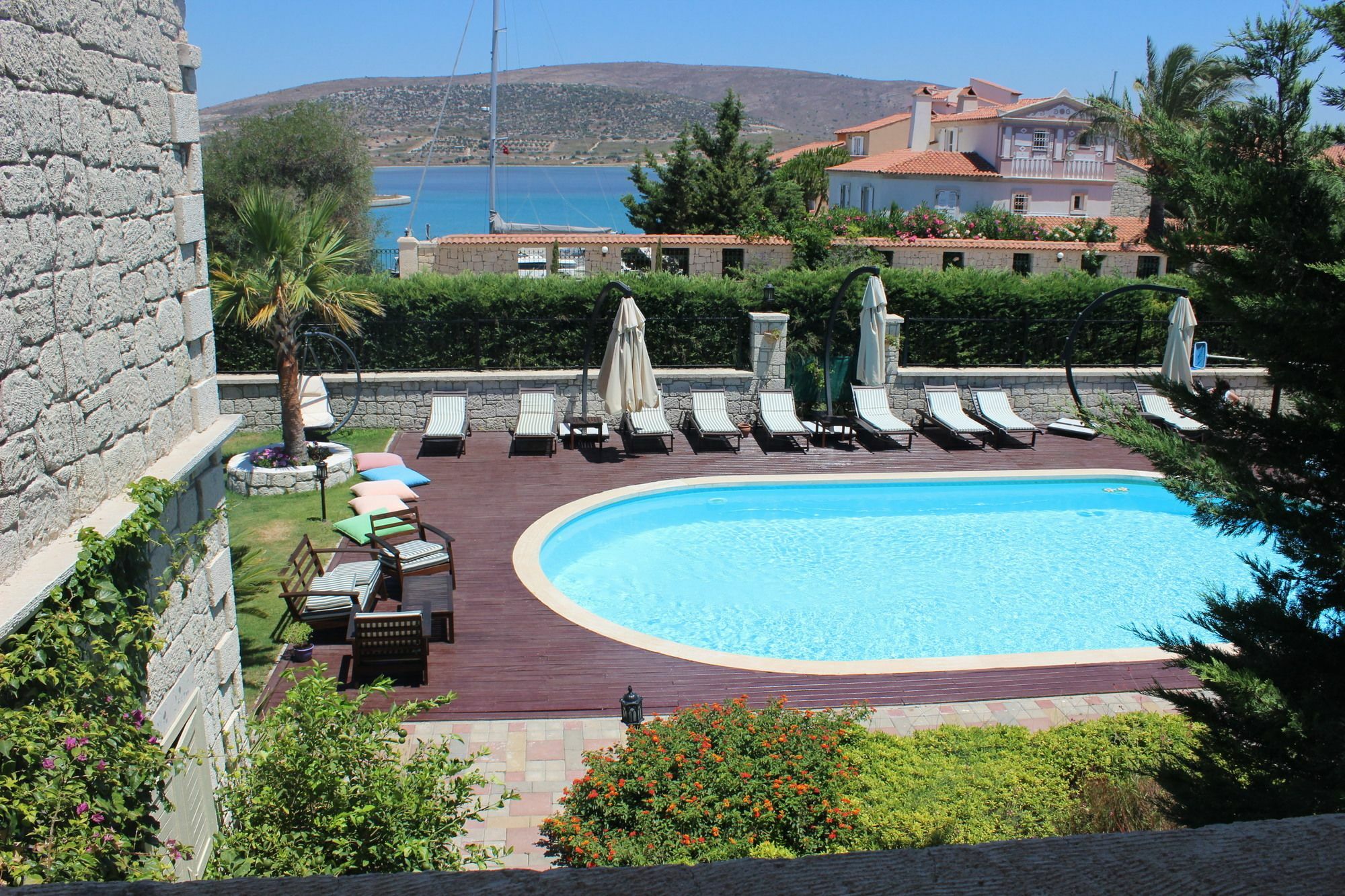 Alacati Marina Palace Bagian luar foto